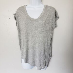 No Boundaries Large Grey Short Sleeve Basic T-shirt V-neck Pocket Tee Loungewear